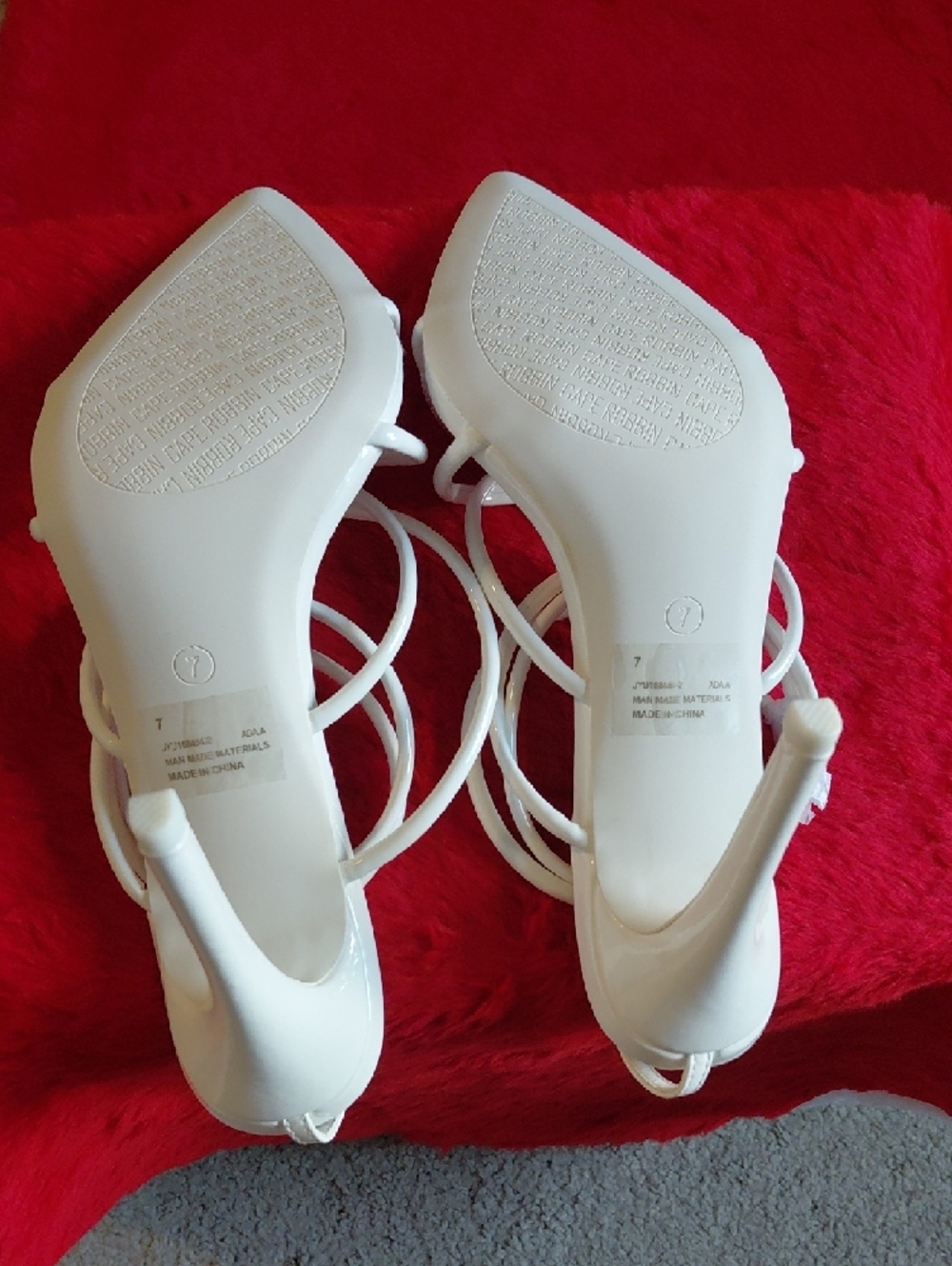 Cape Robbin White Strappy Patent Heeled Sandals - Picture 12 of 15